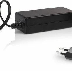 Tristar KB-7985 Omvormer - 12V Aansluiting - 100V Tot 240V - Zwart