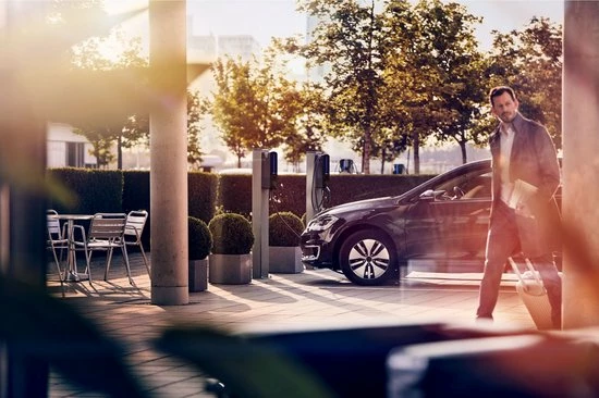 Webasto Pure | 22 KW | Zwart | 4,5 Meter Vaste Kabel 8 Webasto Pure | 22 KW | Zwart | 4,5 Meter Vaste Kabel - Image 6