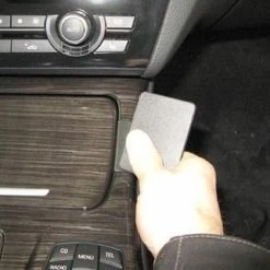 Brodit Console Mount V. BMW 5 Series F10/F11 10- -70Mai SHOP 550x412 101