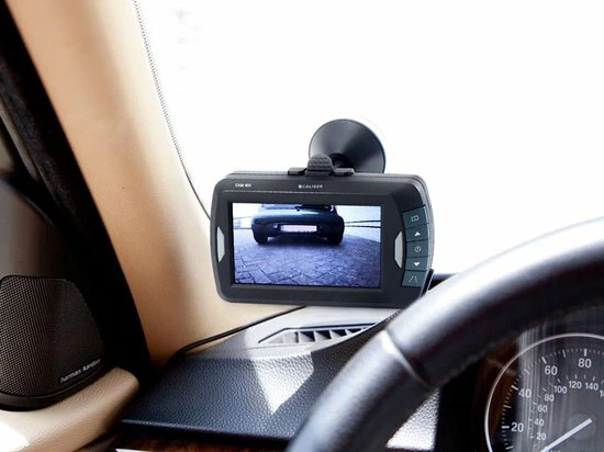 Caliber Draadloze Achteruitrijcamera Met 4,3 Inch Scherm Voor Auto En Camper Waterbestendig (CAM401) 8 Caliber Draadloze Achteruitrijcamera Met 4,3 Inch Scherm Voor Auto En Camper Waterbestendig (CAM401) - Image 6