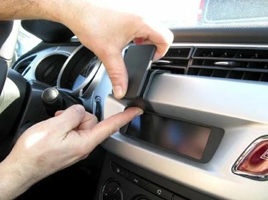 Houder - Brodit ProClip - Citroën C3 / DS3 2010-2016 Center Mount 6 Houder - Brodit ProClip - Citroën C3 / DS3 2010-2016 Center Mount - Image 4