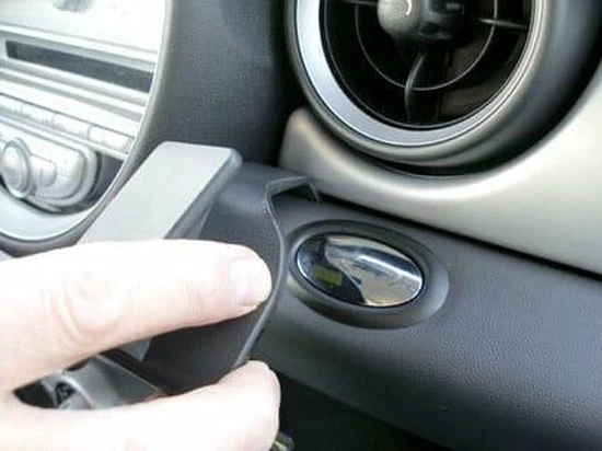 Houder - Brodit ProClip - Mini Cooper/ Clubman/ One/ Convertible/ Roadster Angled Mount 4 Houder - Brodit ProClip - Mini Cooper/ Clubman/ One/ Convertible/ Roadster Angled Mount - Image 2