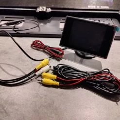 Lakro Achteruitrij Camera Set Met Kentekenplaathouder En 4.2inch Scherm LCD -70Mai SHOP 550x413 10