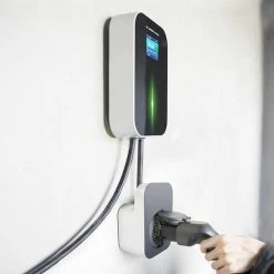 Besen Laadpaal Wallbox Laadstation EV Charger 22kw 32A 3-Fase Type 2 Stopcontact -70Mai SHOP 550x550 610